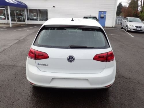 2016 Volkswagen e-Golf WVWKP7AU7GW913120