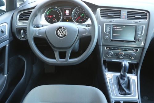 2016 Volkswagen e-Golf WVWKP7AU5GW915738