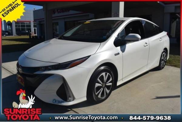 2017 Toyota Prius Prime JTDKARFPXH3004890