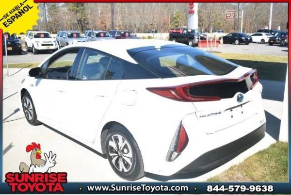 2017 Toyota Prius Prime JTDKARFPXH3004890