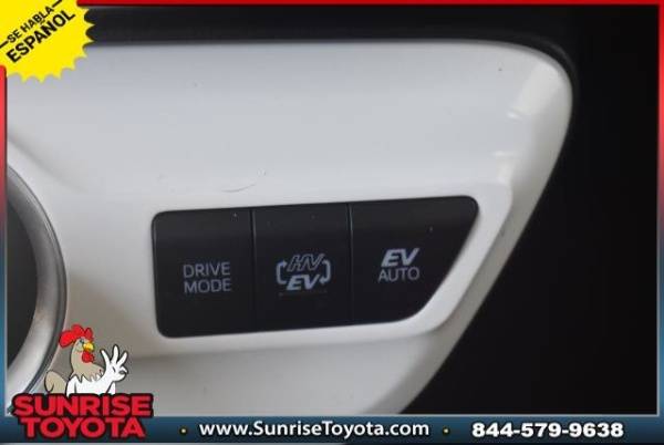 2017 Toyota Prius Prime JTDKARFPXH3004890