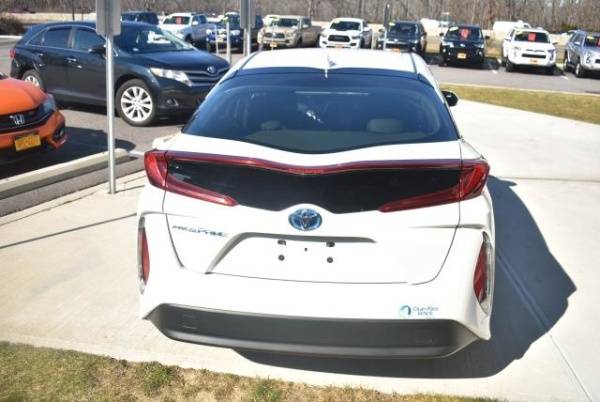 2017 Toyota Prius Prime JTDKARFPXH3004890