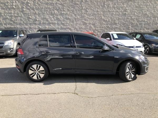 2019 Volkswagen e-Golf WVWKR7AU5KW914365