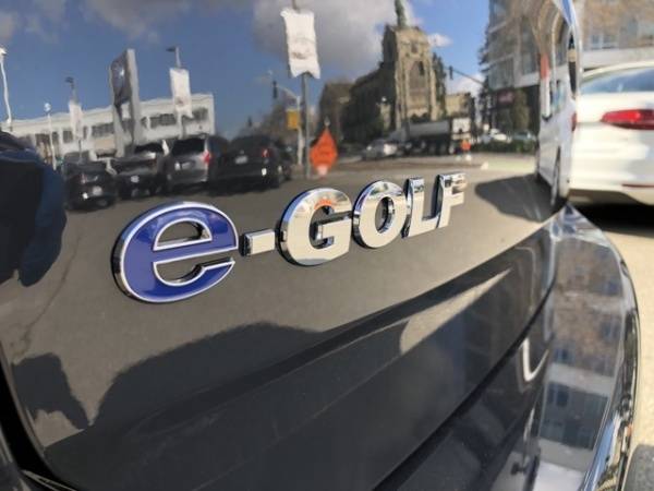 2019 Volkswagen e-Golf WVWKR7AU5KW914365