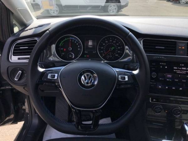 2019 Volkswagen e-Golf WVWKR7AU5KW914365