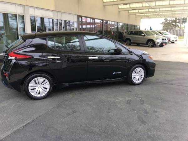 2019 Nissan LEAF 1N4AZ1CP0KC307796