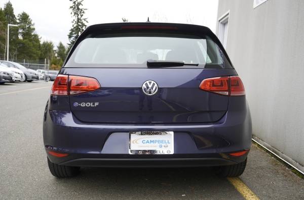 2016 Volkswagen e-Golf WVWKP7AU5GW916095