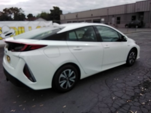 2018 Toyota Prius Prime JTDKARFPXJ3104574