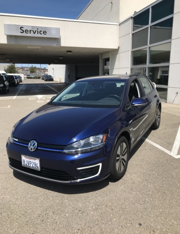 2019 Volkswagen e-Golf WVWKR7AU9KW909315