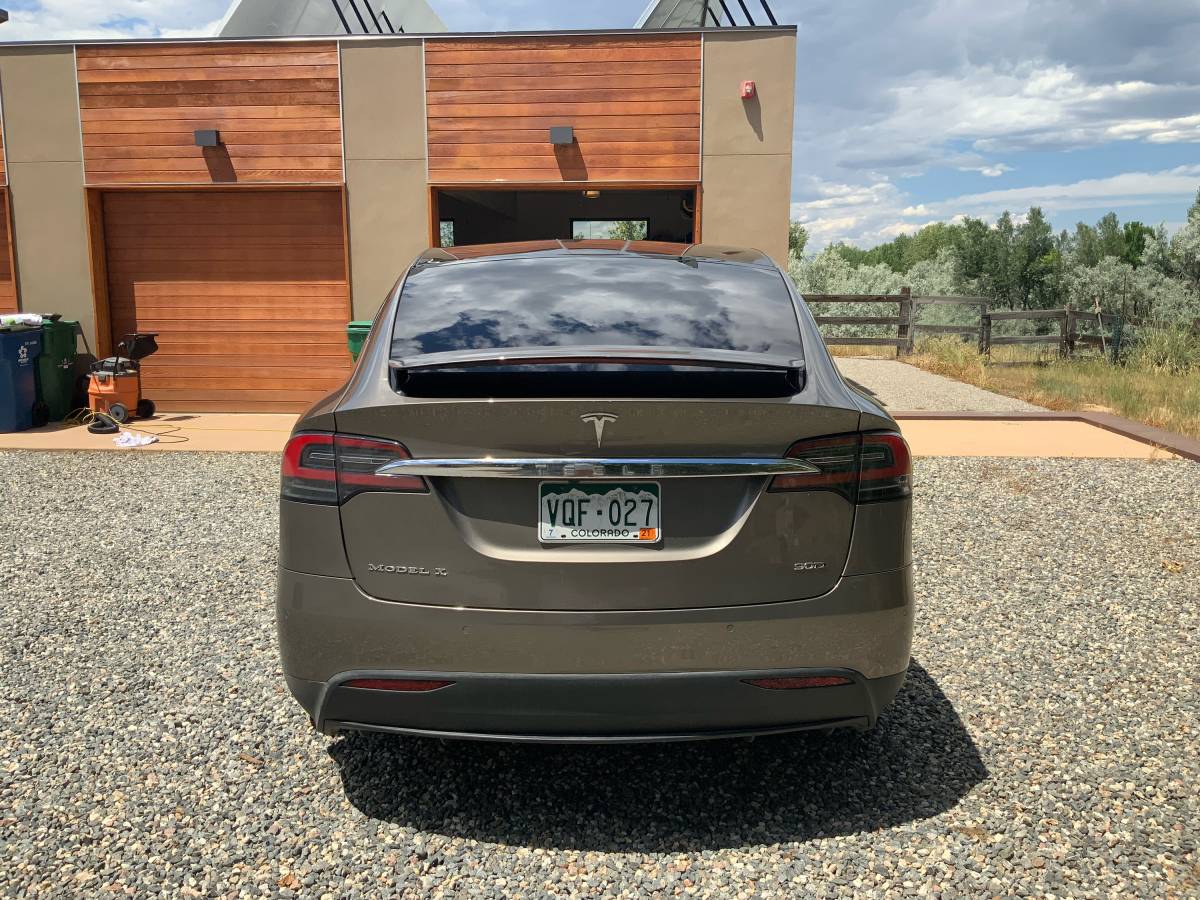 2016 Tesla Model X 5YJXCAE28GF004587