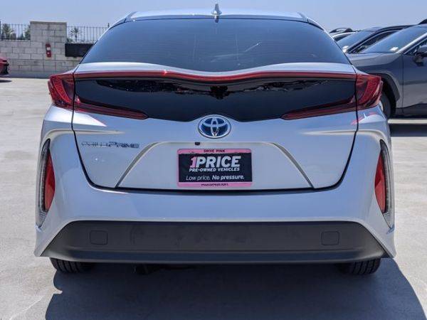 2018 Toyota Prius Prime JTDKARFP8J3093137