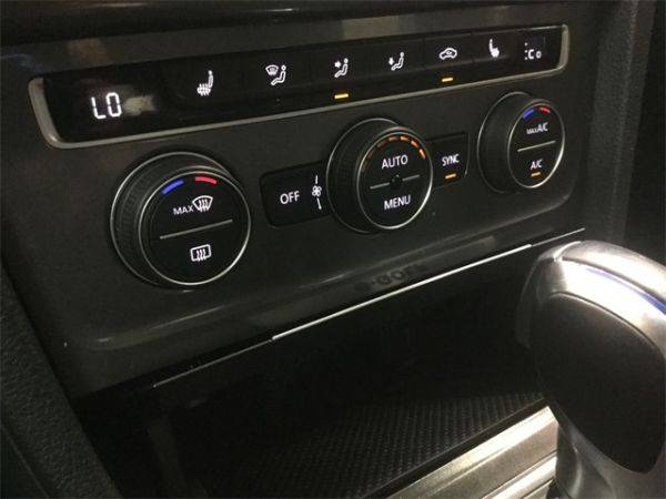 2016 Volkswagen e-Golf WVWPP7AUXGW915241