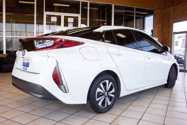 2018 Toyota Prius Prime JTDKARFP4J3075329