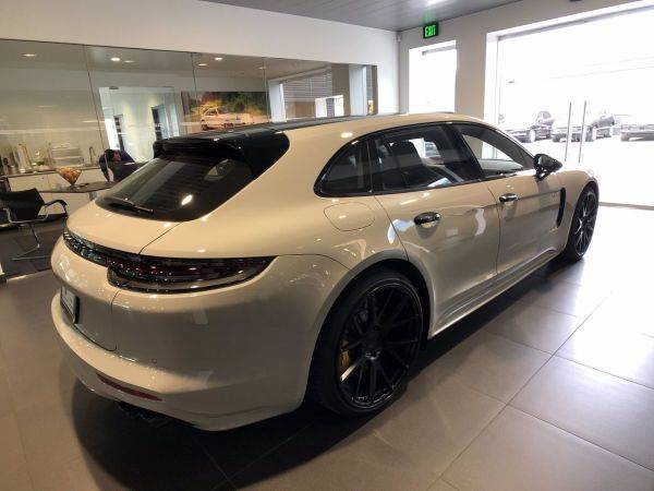 2019 Porsche Panamera WP0CH2A76KL196136