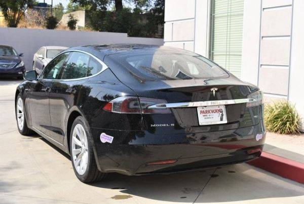 2018 Tesla Model S 5YJSA1E21JF293559