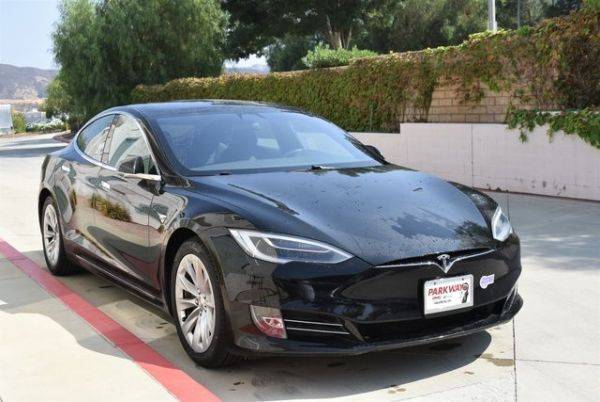 2018 Tesla Model S 5YJSA1E21JF293559