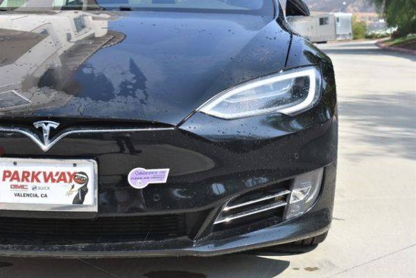 2018 Tesla Model S 5YJSA1E21JF293559