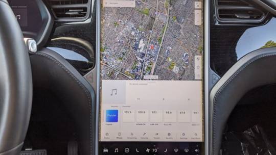 2018 Tesla Model X 5YJXCDE2XJF113450
