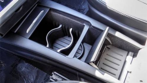 2016 Tesla Model S 5YJSA1E21GF129902