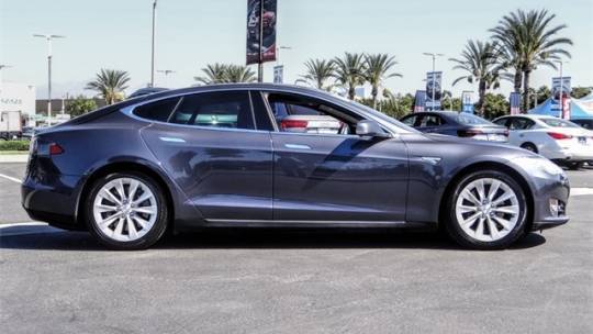 2016 Tesla Model S 5YJSA1E21GF129902