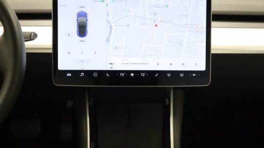 2019 Tesla Model 3 5YJ3E1EB1KF192497