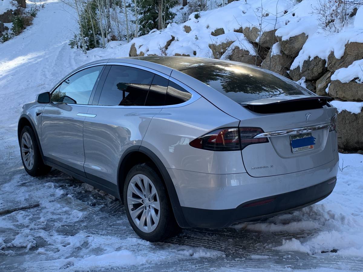 オーディオ機器 ケーブル/シールド 2018 Tesla Model X 5YZXCBE28JFO88293 for sale in Morrison, CO