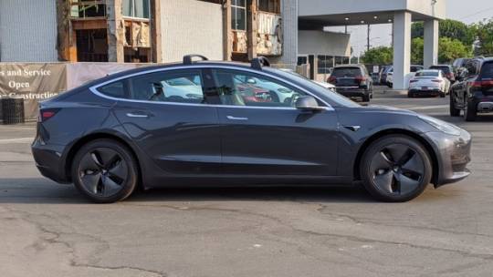 2018 Tesla Model 3 5YJ3E1EA0JF123810