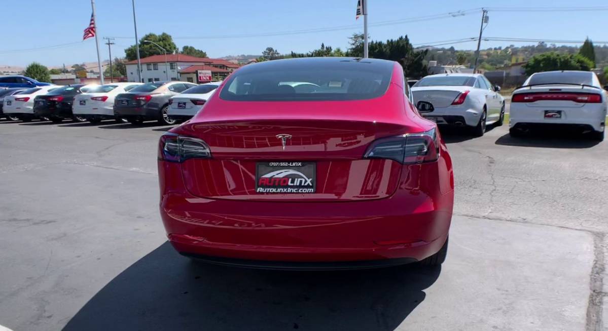 2019 Tesla Model 3 5YJ3E1EA4KF357644