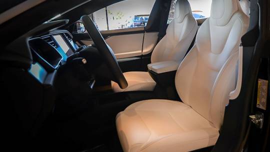 2018 Tesla Model S 5YJSA1E42JF296634