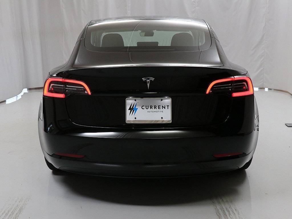 2018 Tesla Model 3 5YJ3E1EA7JF123206