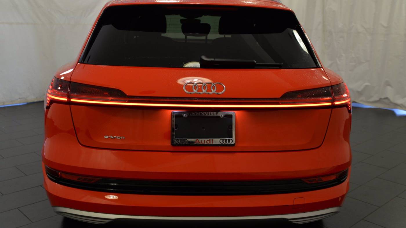 2019 Audi e-tron WA1VABGE0KB013560