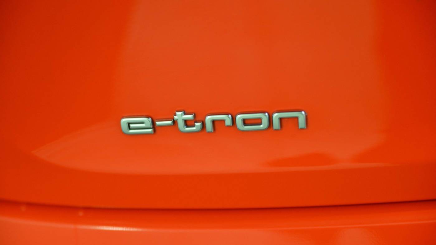 2019 Audi e-tron WA1VABGE0KB013560