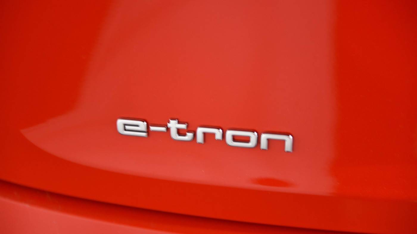 2019 Audi e-tron WA1VABGE0KB013560