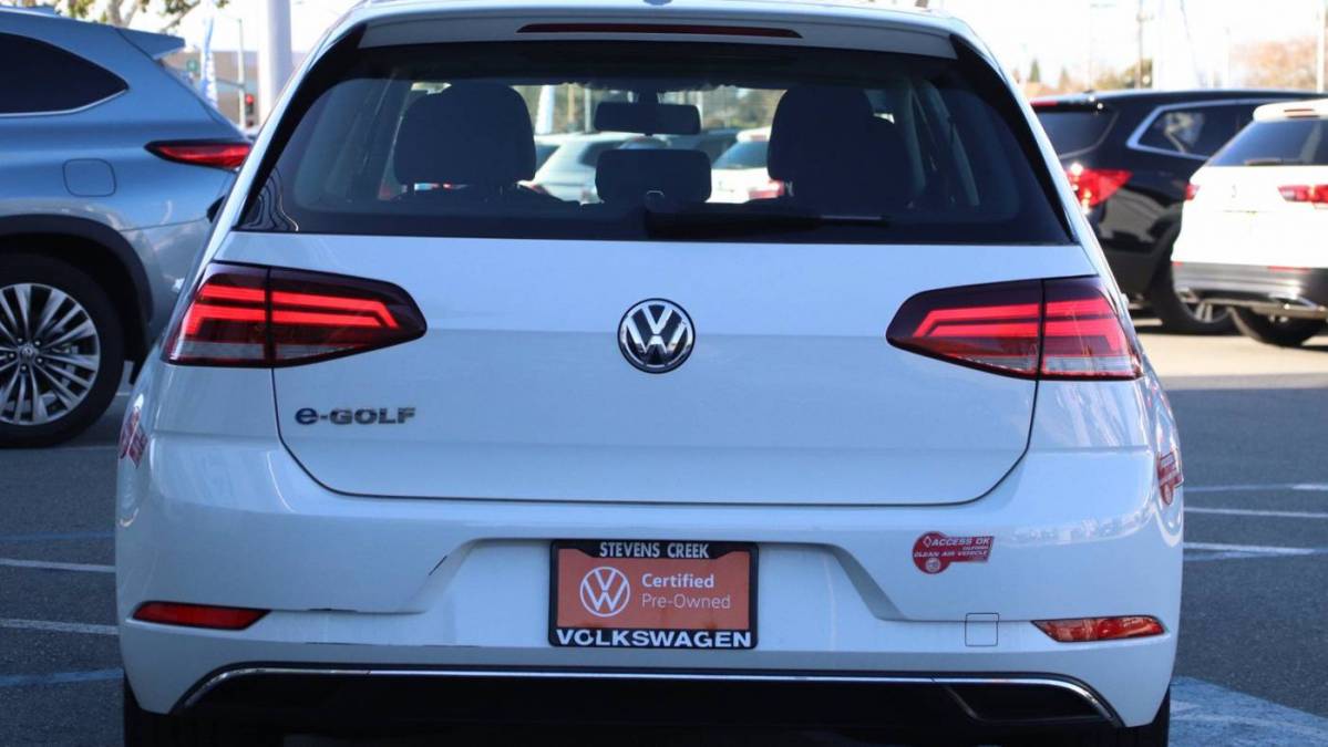 2017 Volkswagen e-Golf WVWKR7AU4HW953747