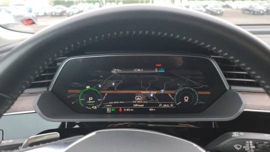 2019 Audi e-tron WA1LAAGE5KB005407