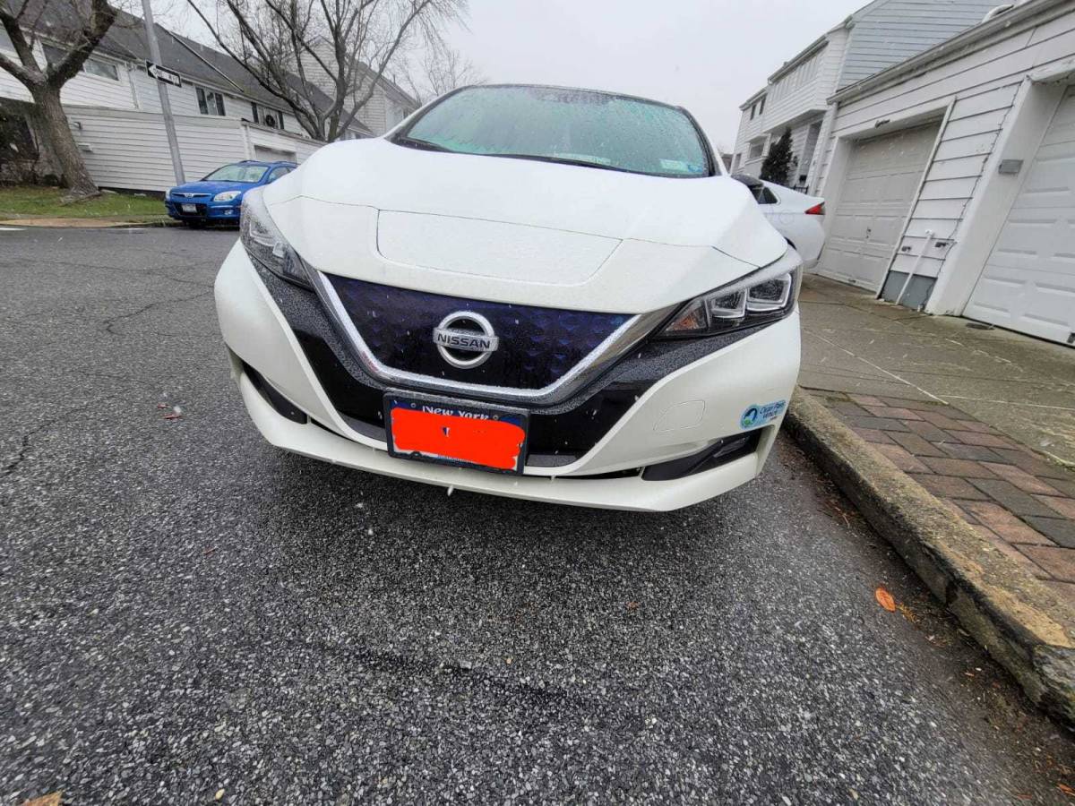 2018 Nissan LEAF 1N4AZ1CP5JC316394