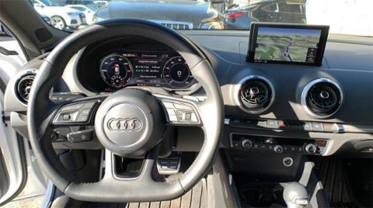 2018 Audi A3 Sportback e-tron WAUTPBFF1JA066520