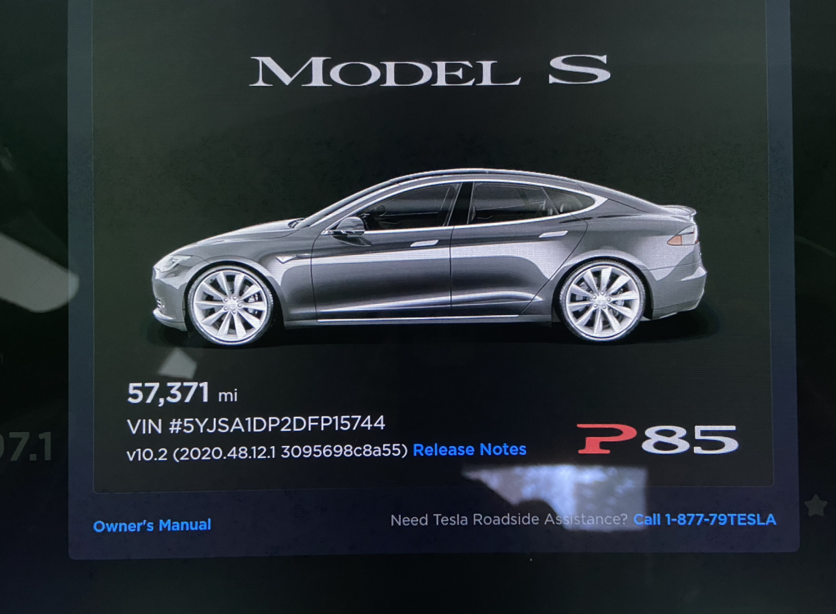 2013 Tesla Model S 5YJSA1DP2DFP15744
