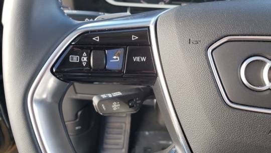 2019 Audi e-tron WA1VABGE0KB018936
