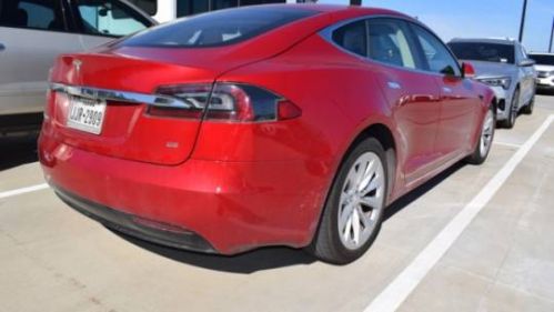 2017 Tesla Model S 5YJSA1E10HF187136