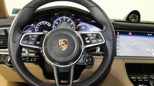 2018 Porsche Panamera WP0AE2A74JL177728