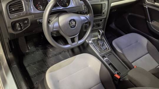 2016 Volkswagen e-Golf WVWKP7AU8GW904376