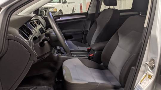 2016 Volkswagen e-Golf WVWKP7AU8GW904376