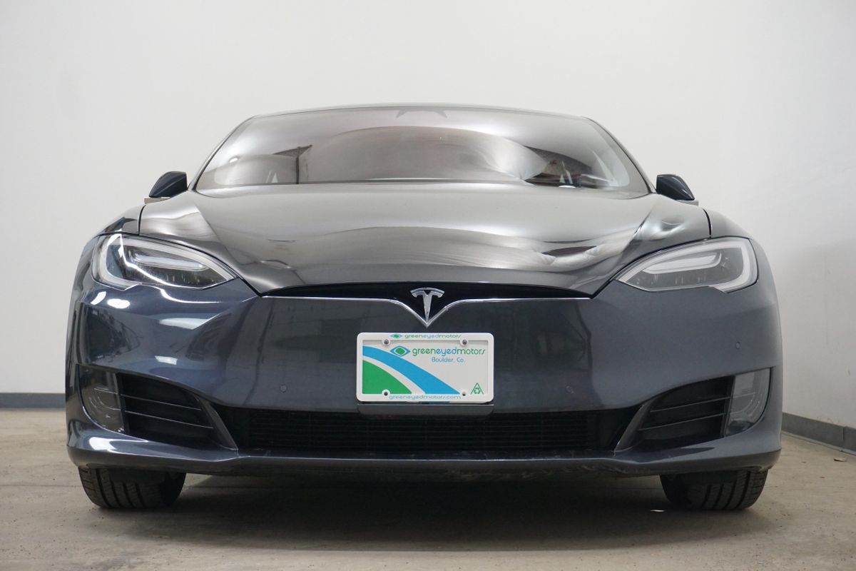 2017 Tesla Model S 5YJSA1E26HF210606