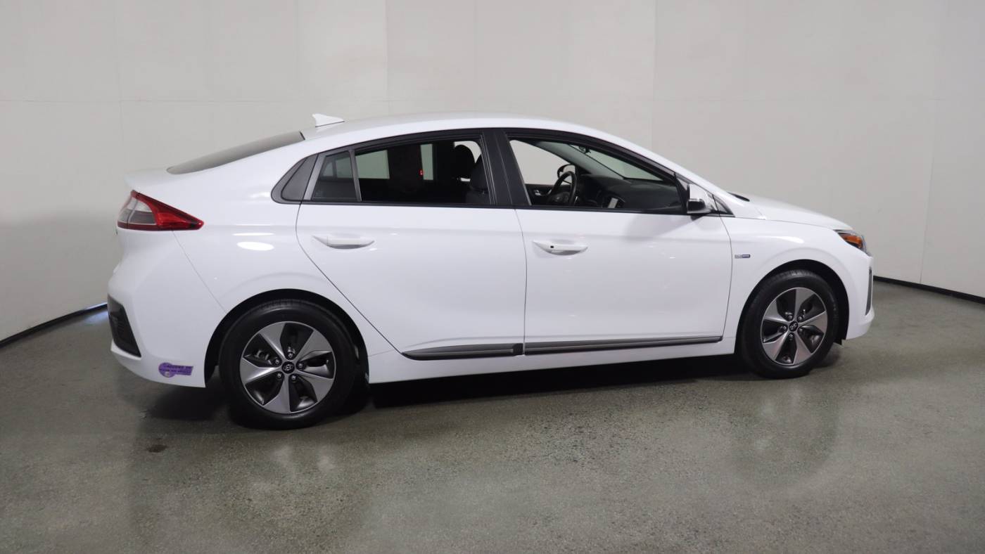 2019 Hyundai IONIQ KMHC75LH9KU048532