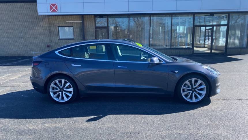 2019 Tesla Model 3 5YJ3E1EB9KF389188