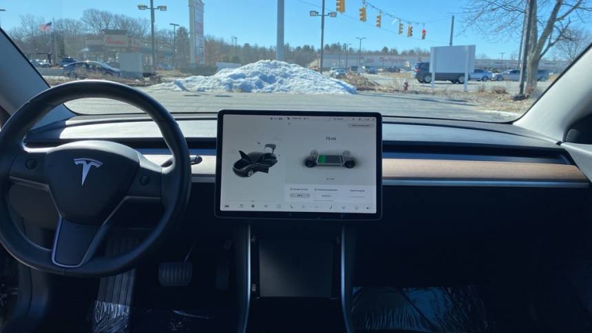 2019 Tesla Model 3 5YJ3E1EB9KF389188