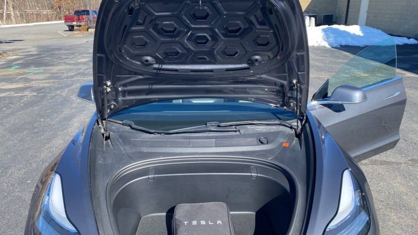 2019 Tesla Model 3 5YJ3E1EB9KF389188