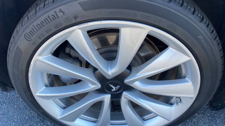 2019 Tesla Model 3 5YJ3E1EB9KF389188