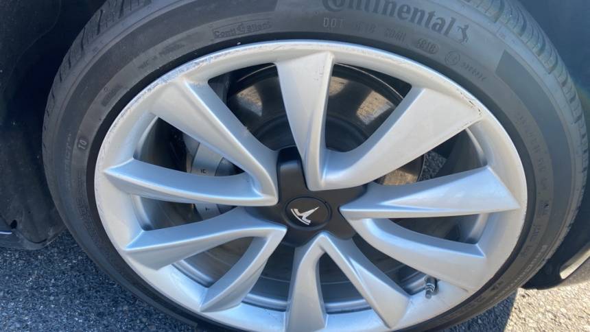 2019 Tesla Model 3 5YJ3E1EB9KF389188